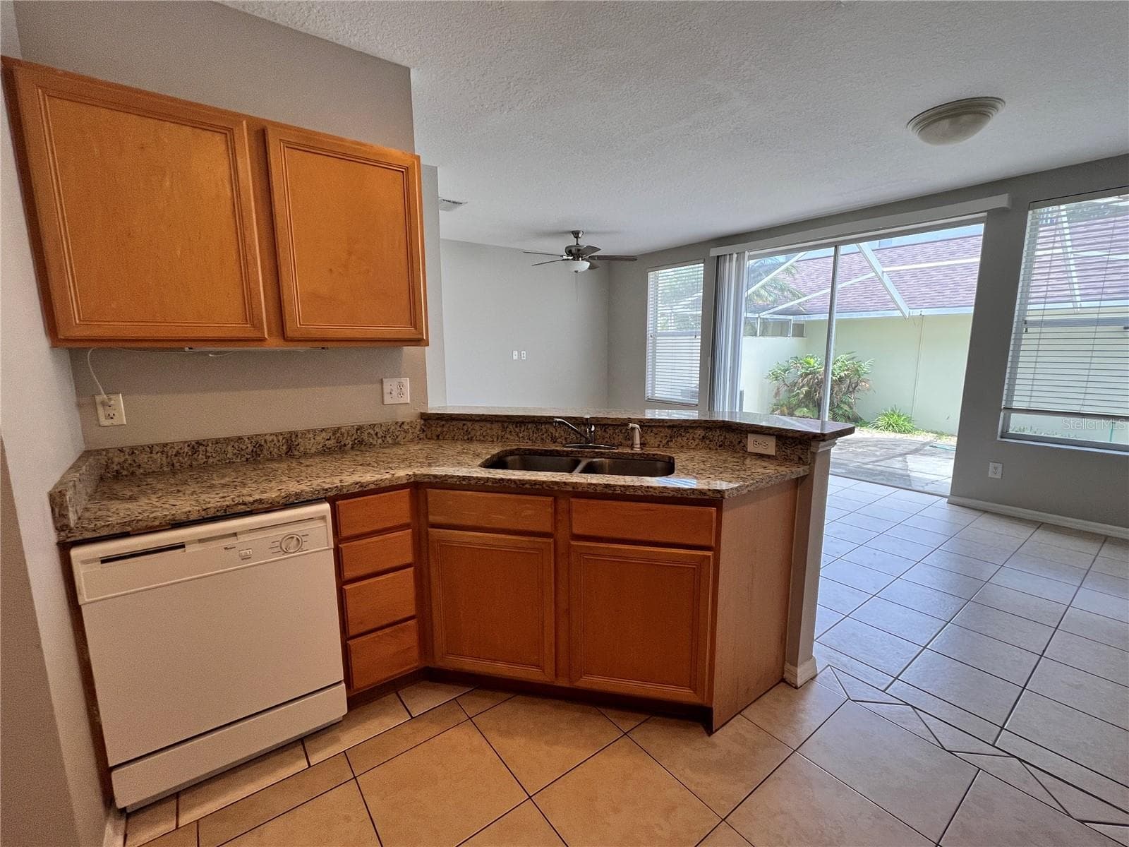 10008 Tate Ln photo 2