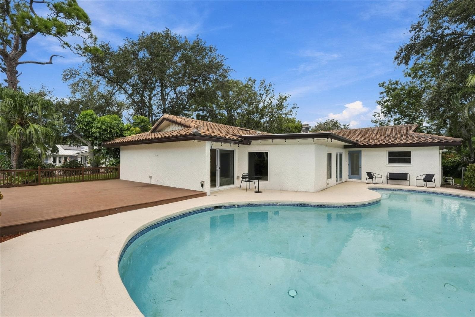 7220 Sunshine Dr S photo 2