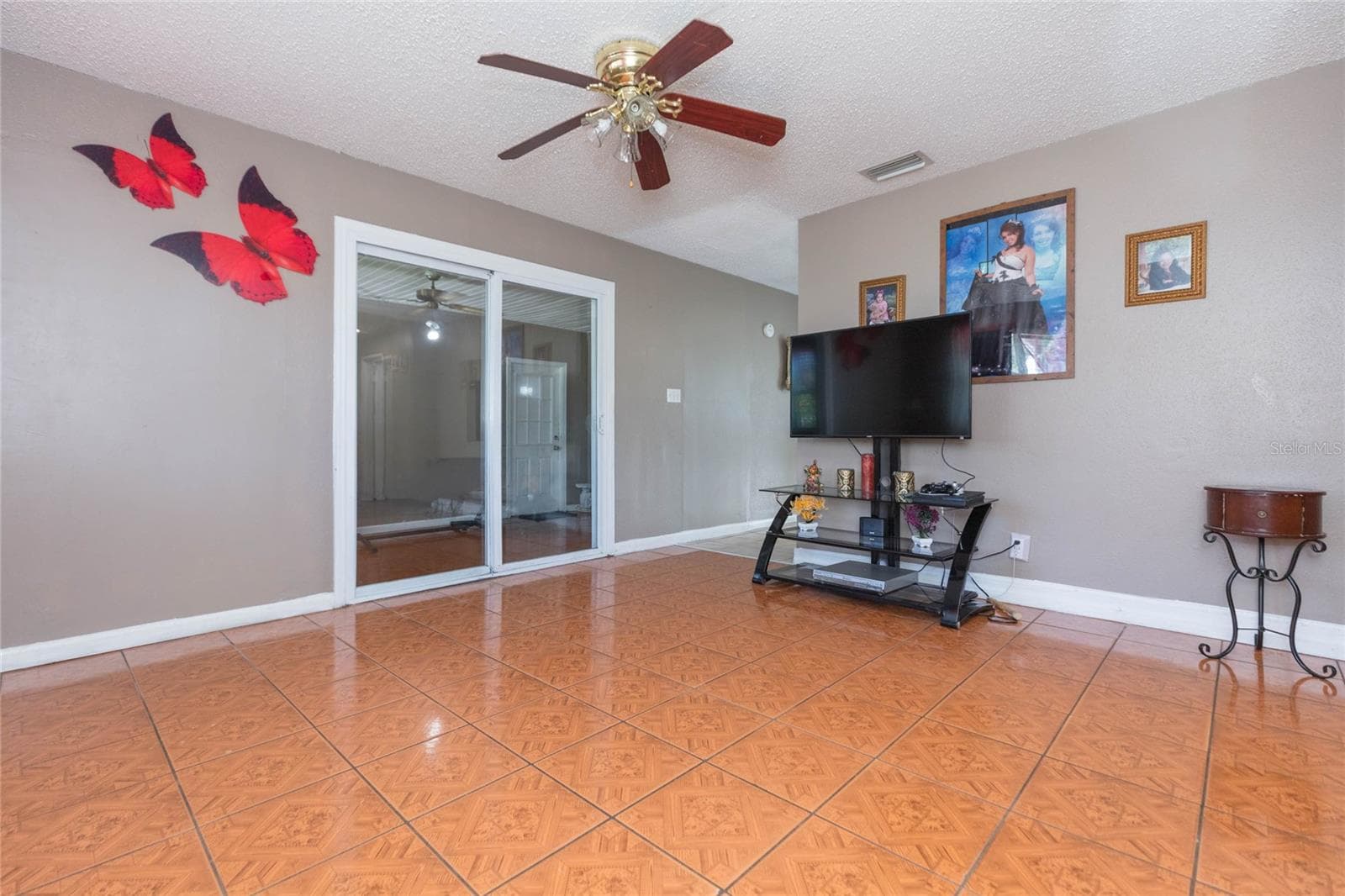 4416 W Trilby Ave photo 5