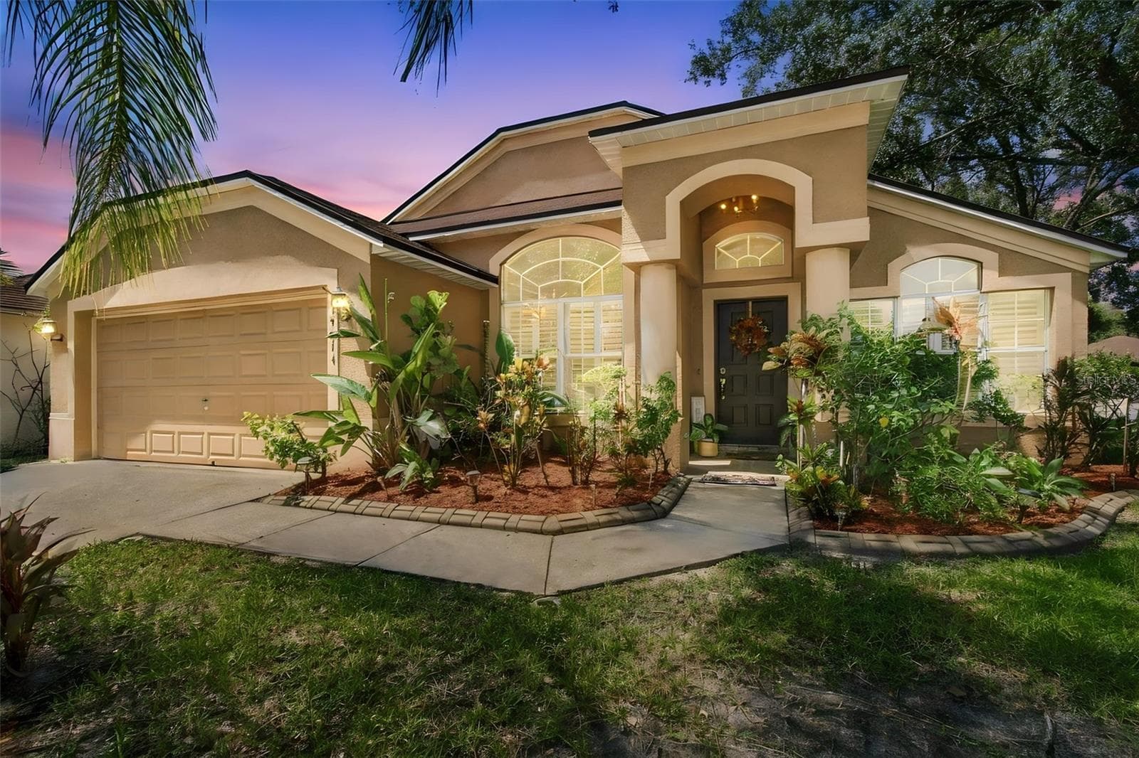 19014 Silverbrook Dr photo 2
