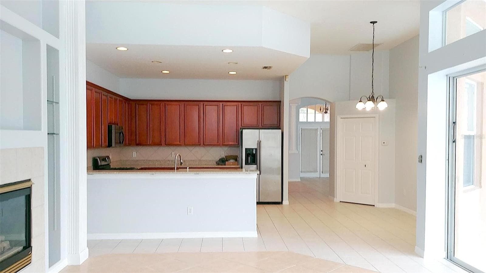 18309 Eastwyck Dr photo 3