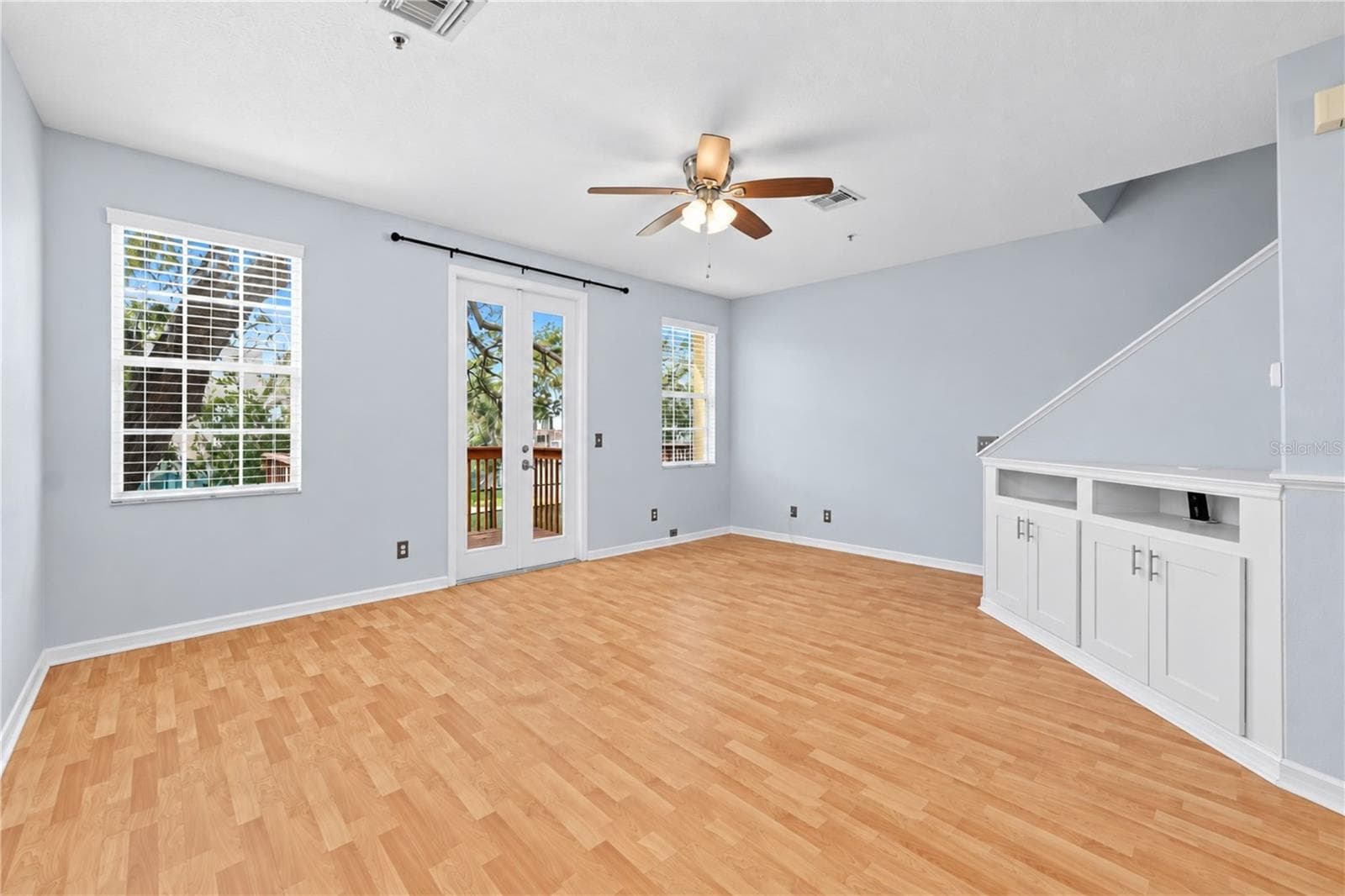 3018 Bayshore Pointe Dr photo 3