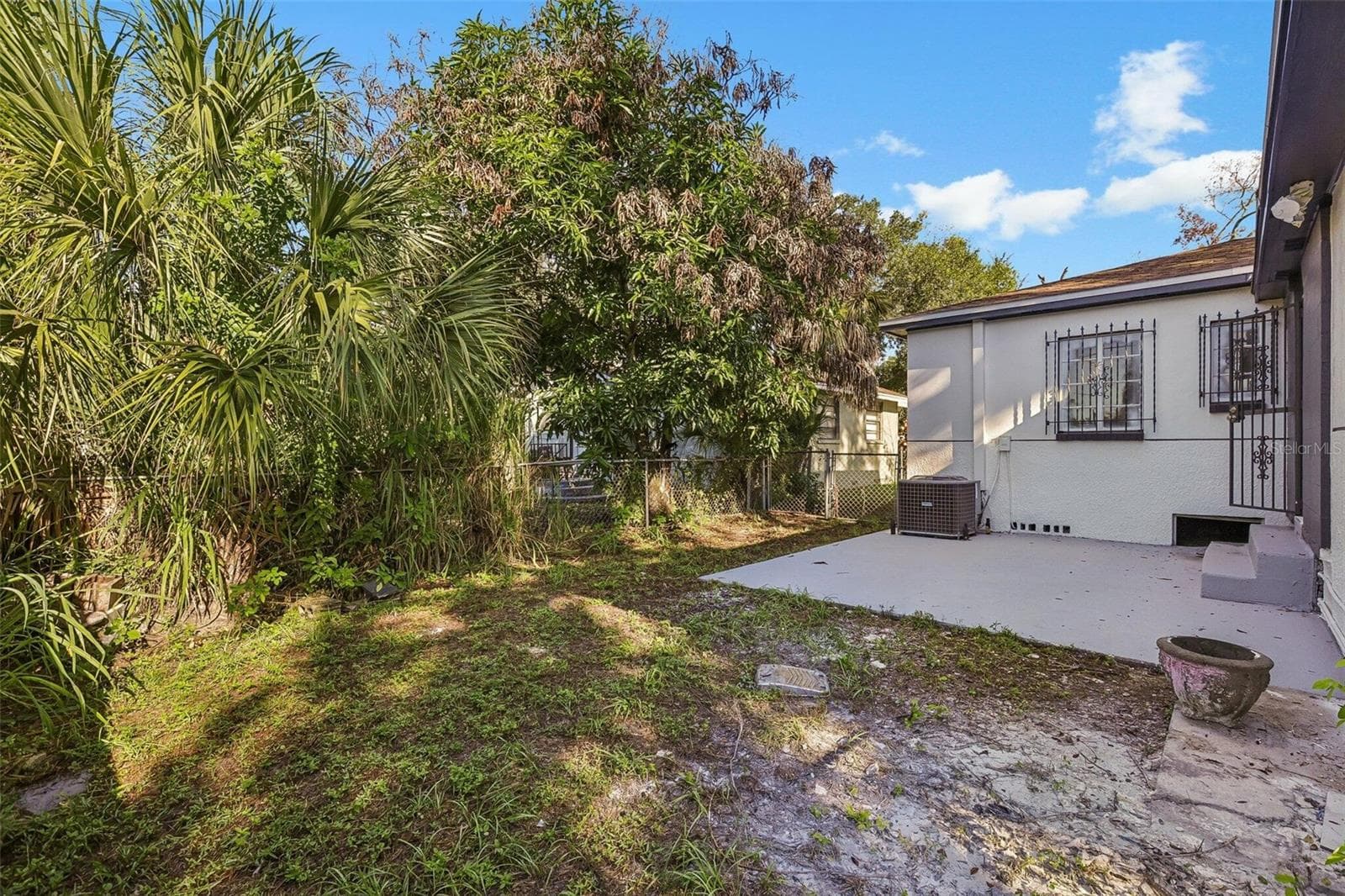 2217 Mallory Ave photo 5