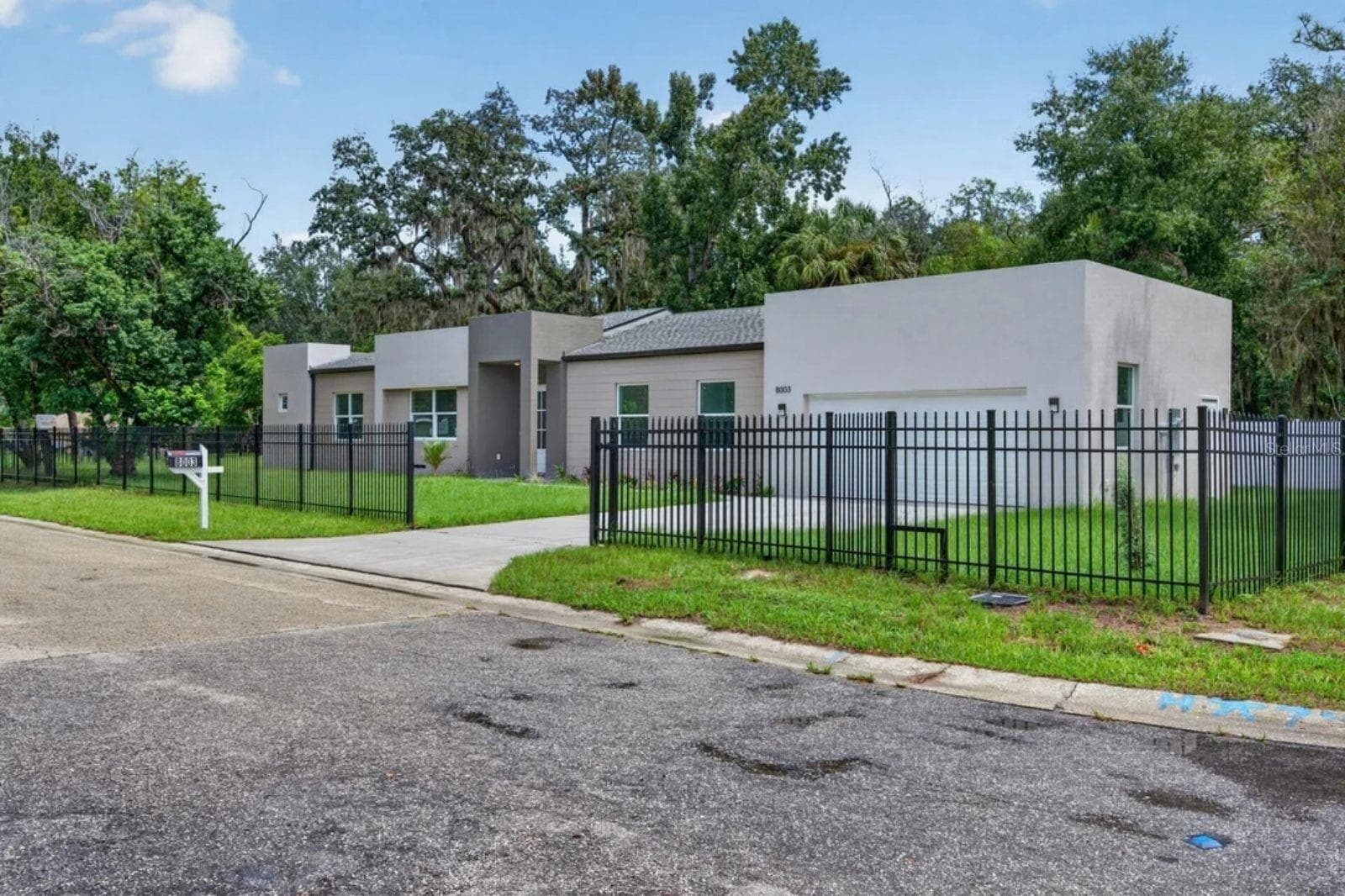 8003 Chaney Ln photo 3