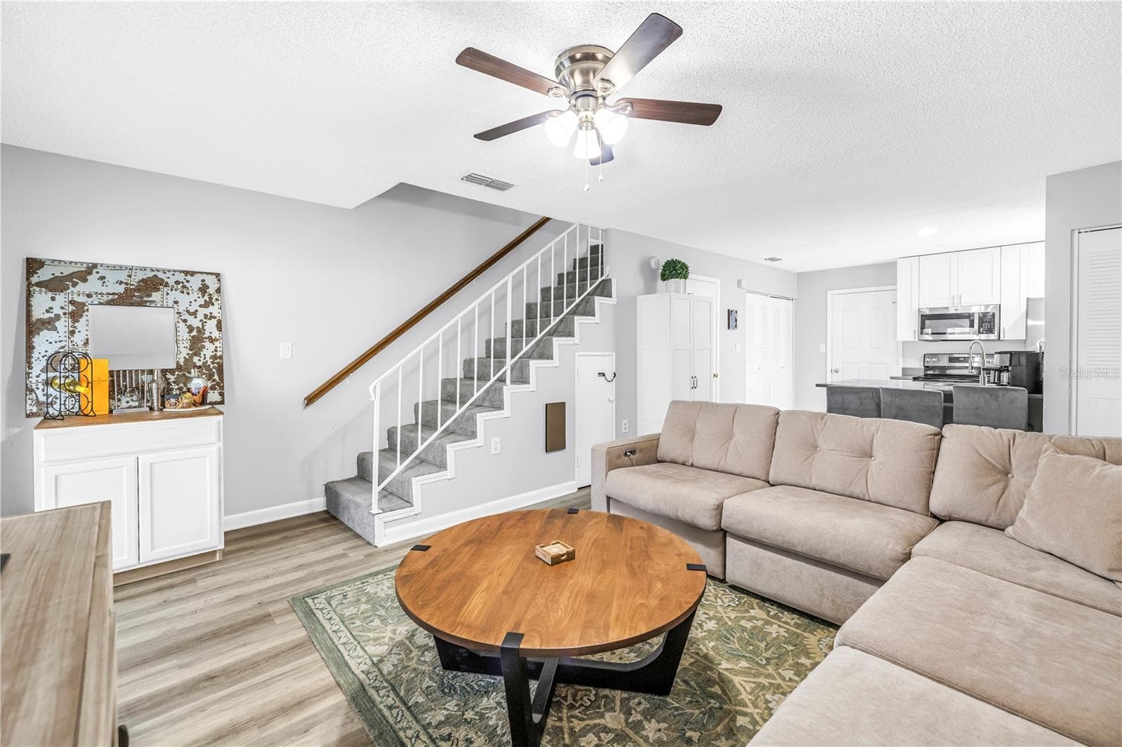 6240 Oak Cluster Cir photo 5