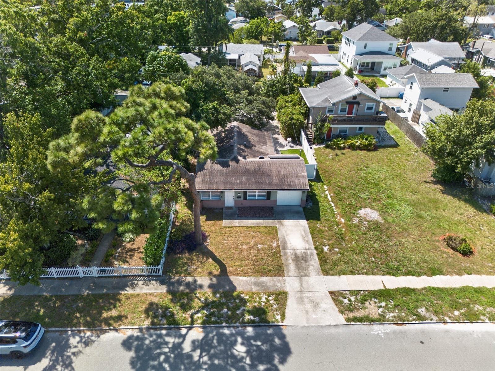 2138 7th Ave N photo 5