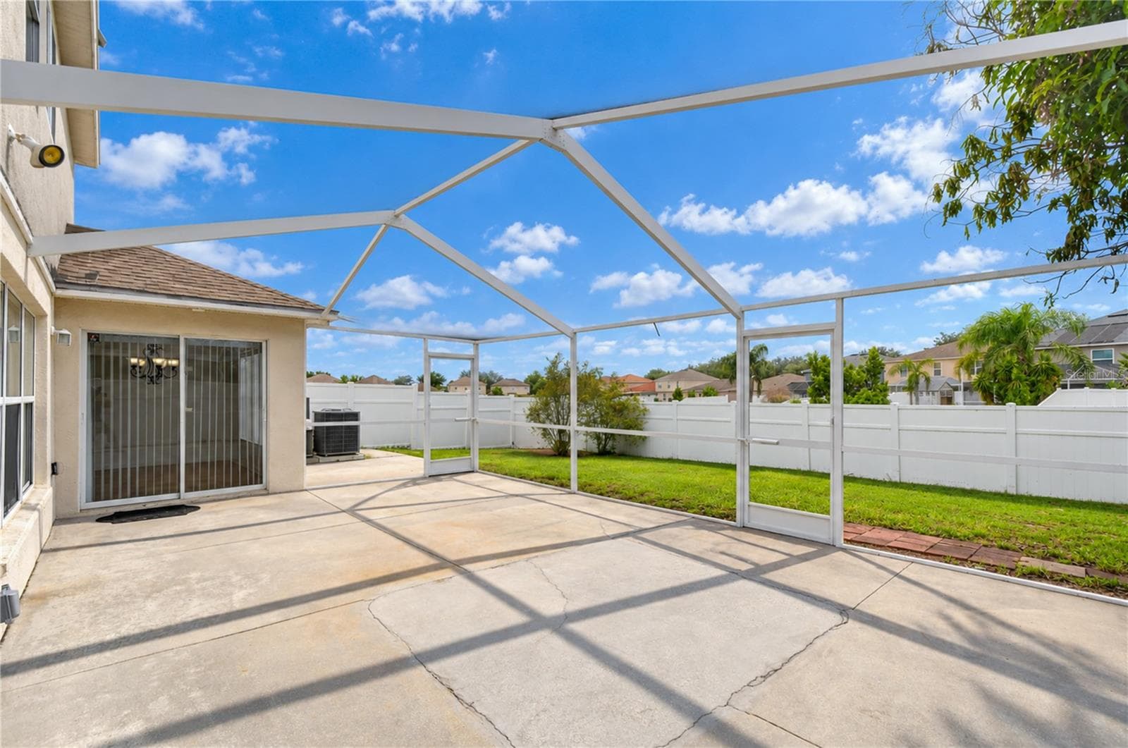 10924 Subtle Trail Dr photo 2