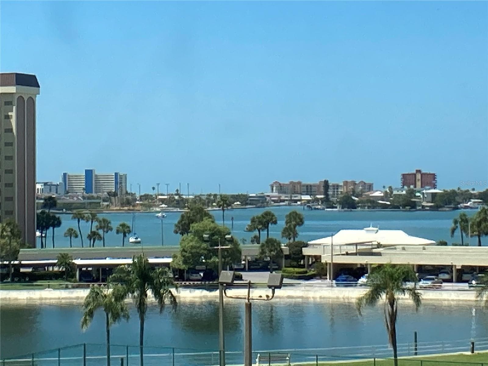 4650 Cove Cir #UNIT 311 photo 5
