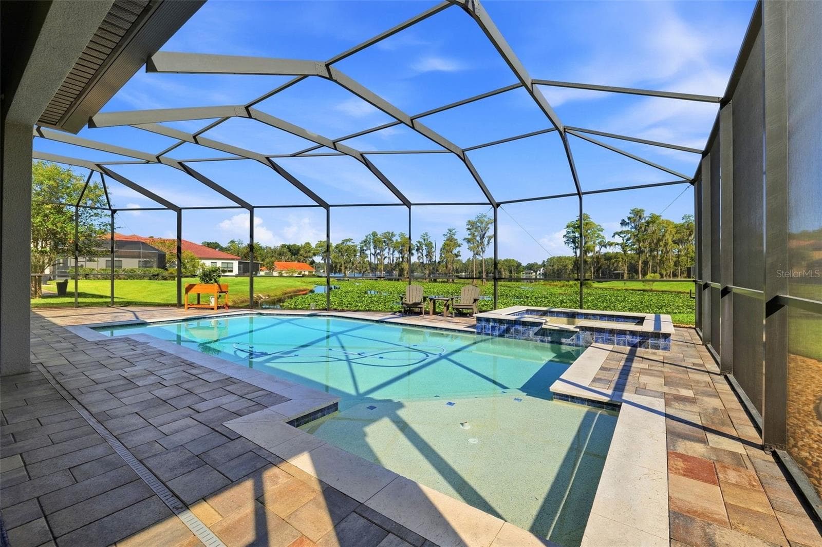 5157 Lakecastle Dr photo 3
