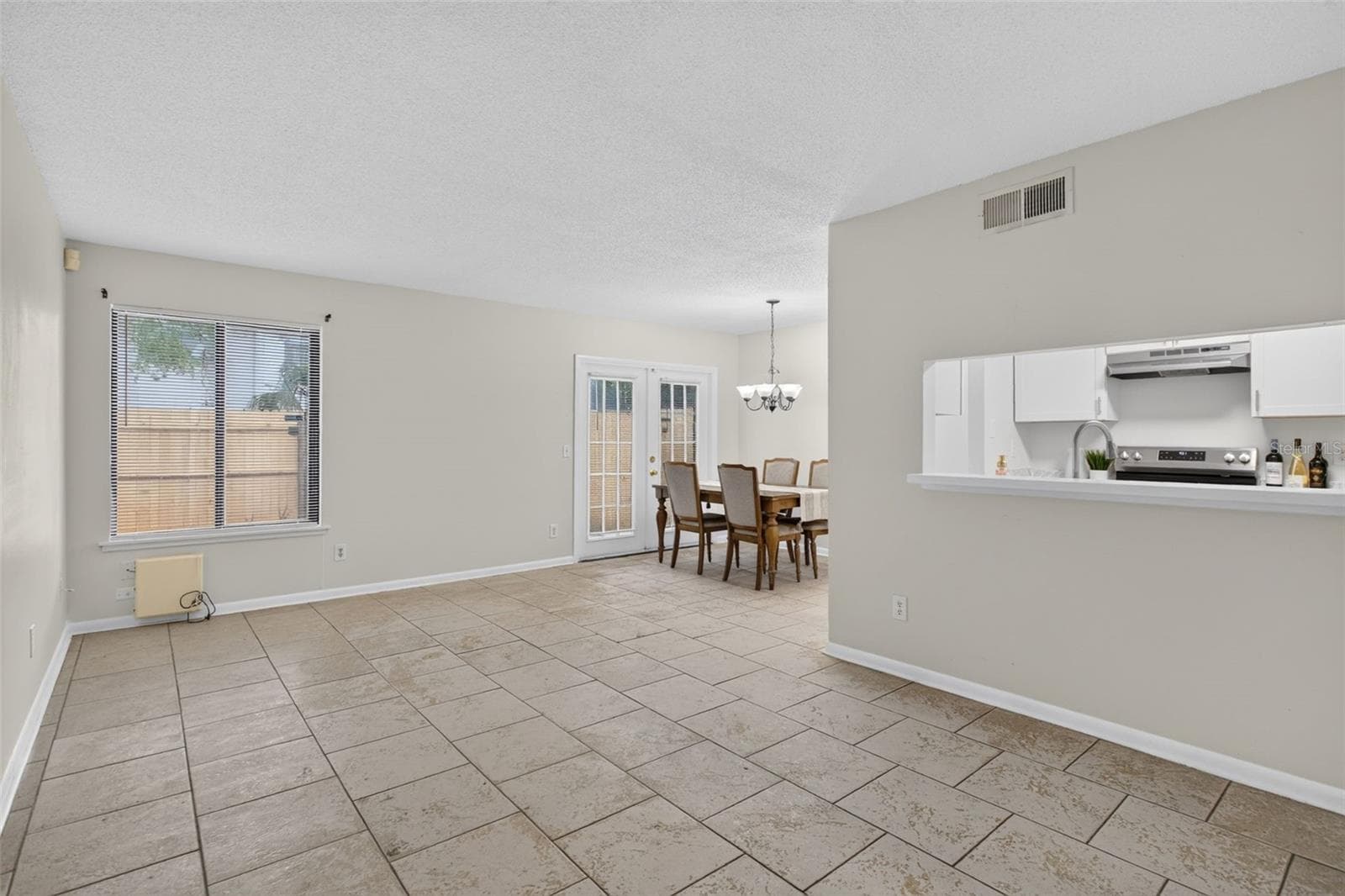 1316 Mountainview photo 5