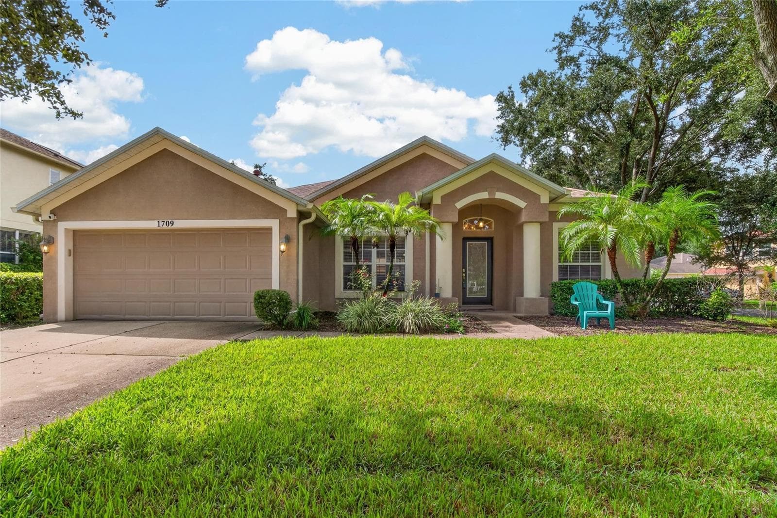 1709 Woodwatch Way photo 4