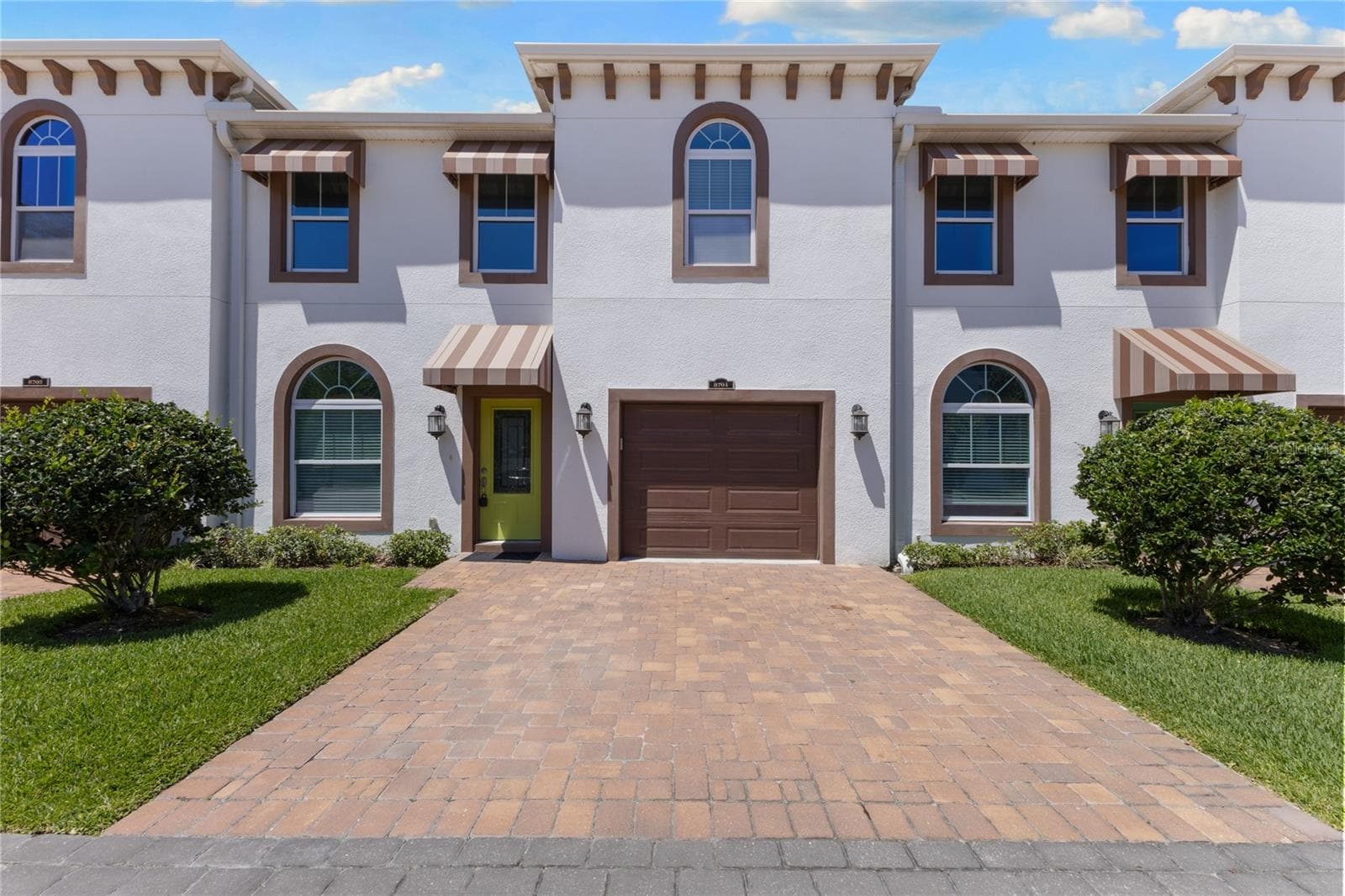 8702-8708 Kenyon View CT photo 5