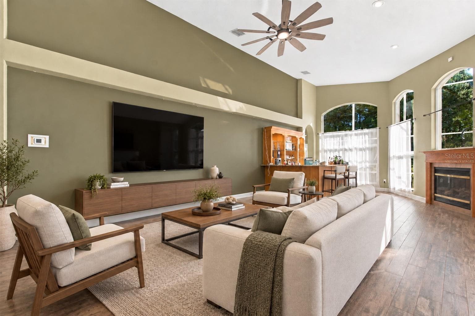 18115 Emerald Bay St photo 5