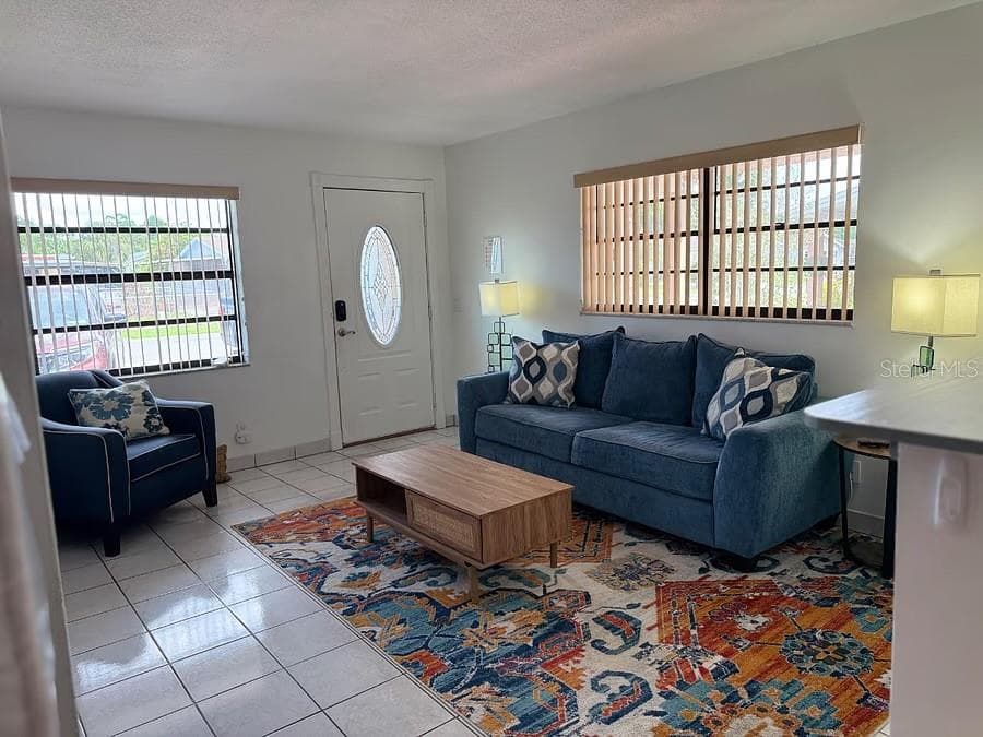 4828 El Capistrano Dr photo 2