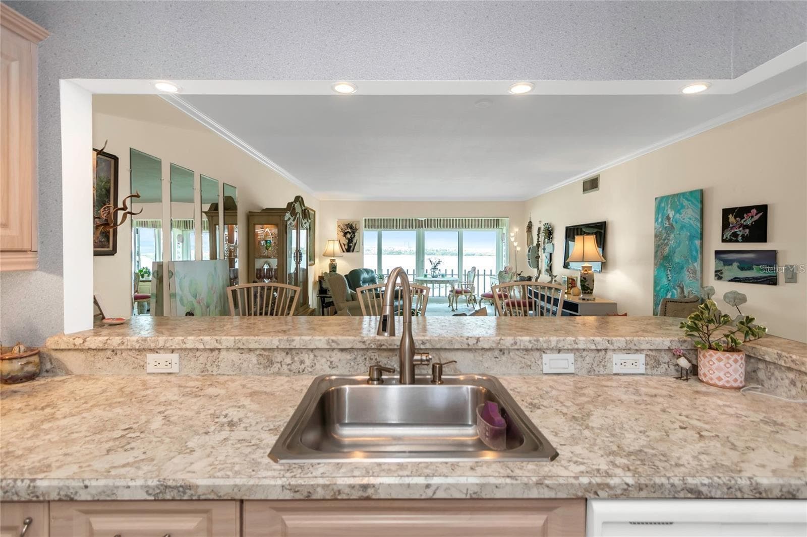 868 Bayway Blvd #312 photo 3