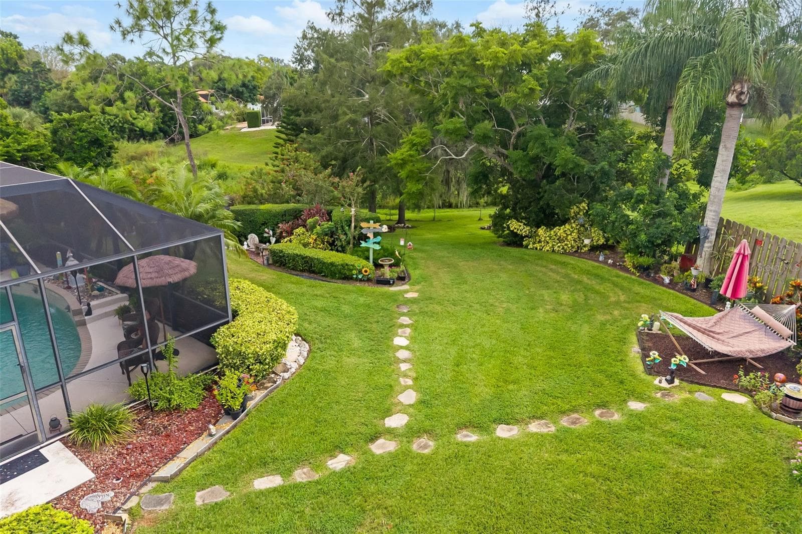 3012 Hyde Park St photo 3