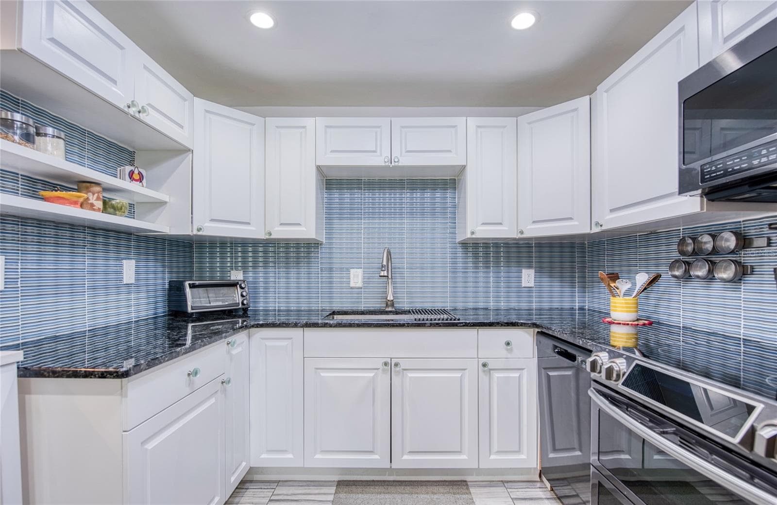 4681 1st St NE #301 photo 3