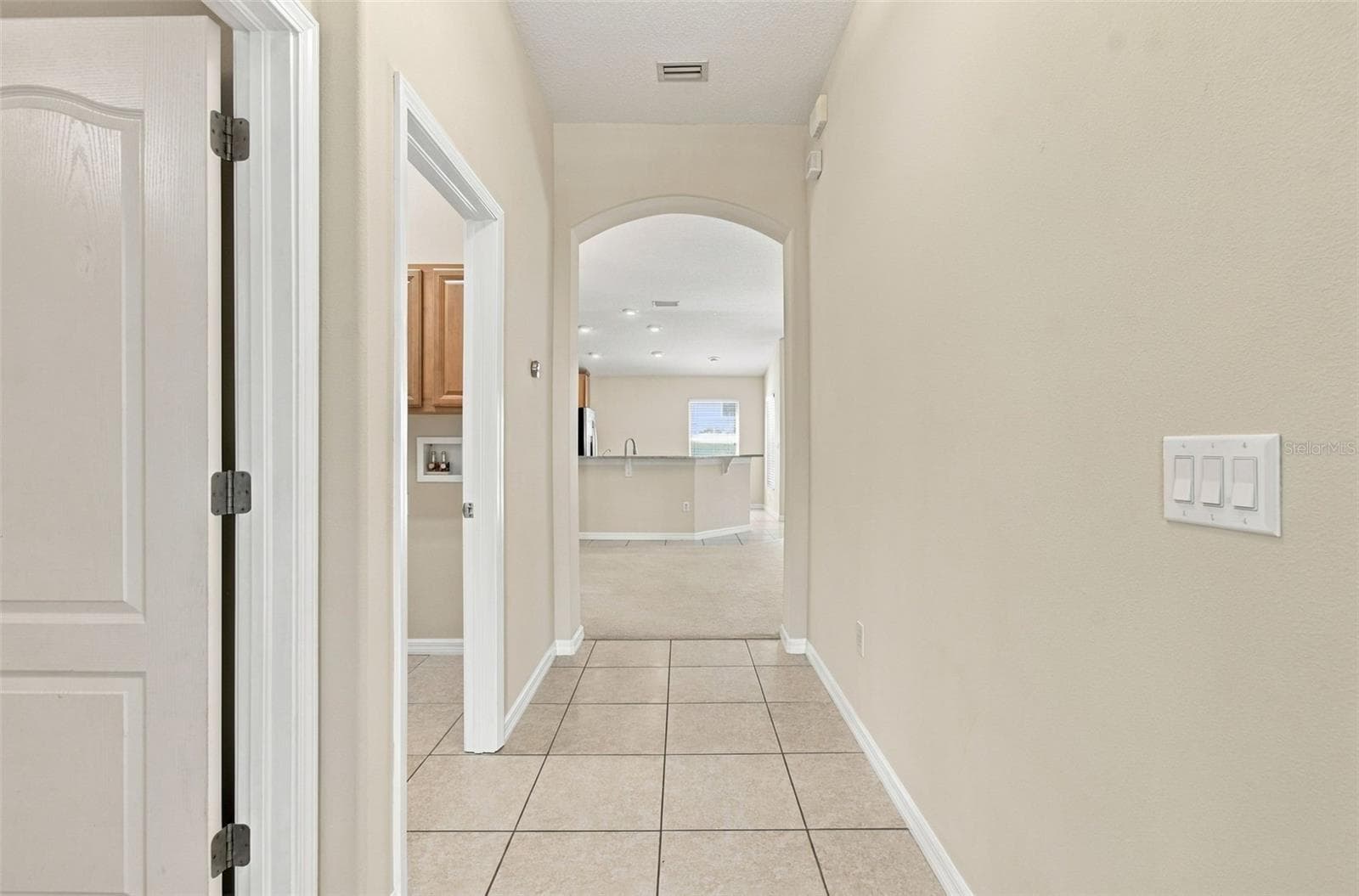 10603 Liberty Bell Dr photo 4