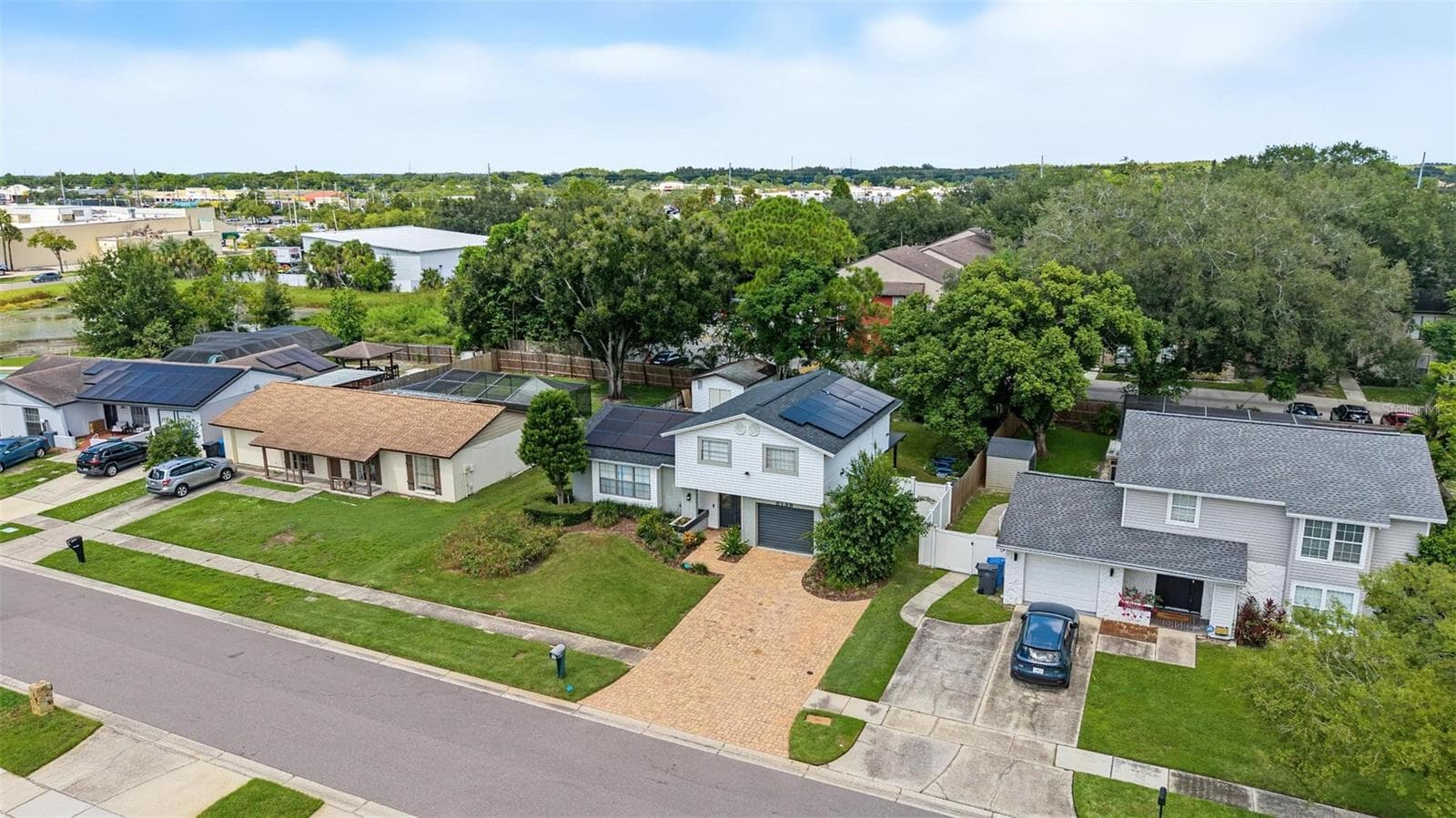8239 Vassar Cir photo 4