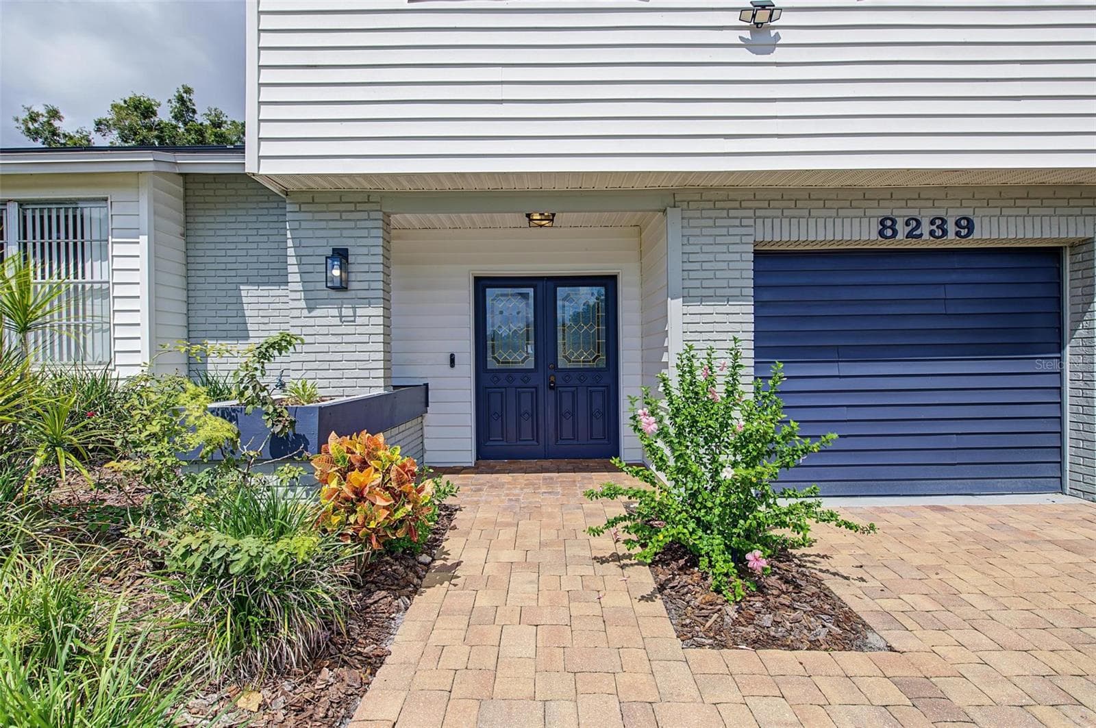 8239 Vassar Cir photo 5