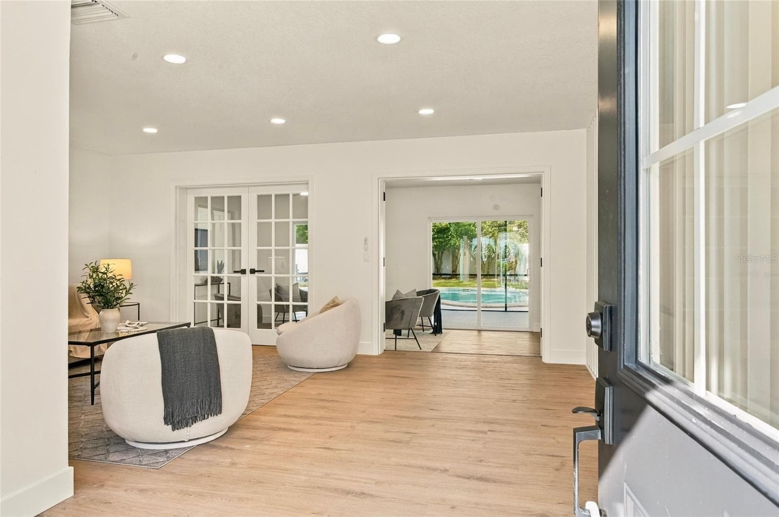 10309 Reclinata Ln photo 5