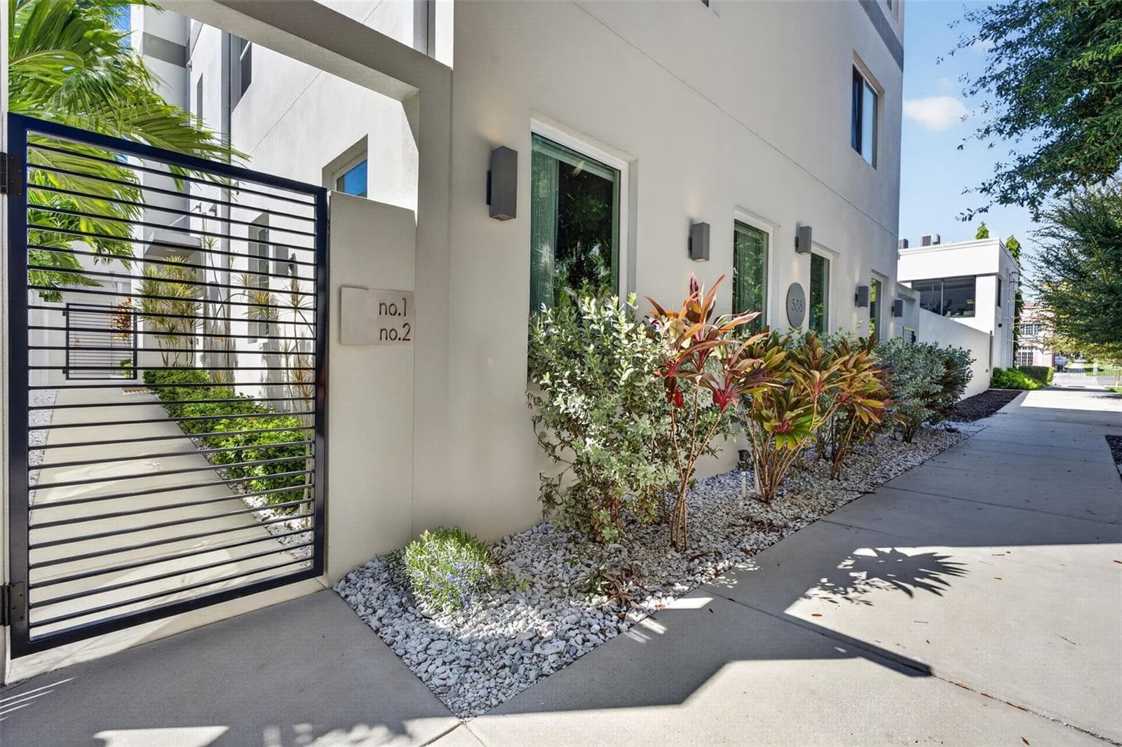 536 4th Ave S #2 photo 3