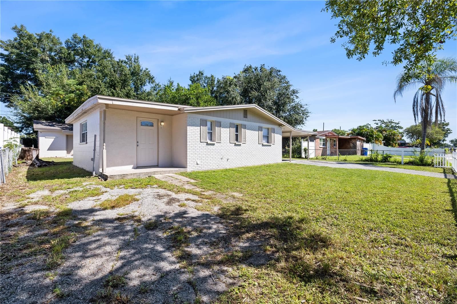 4535 W Hanna Ave photo 3