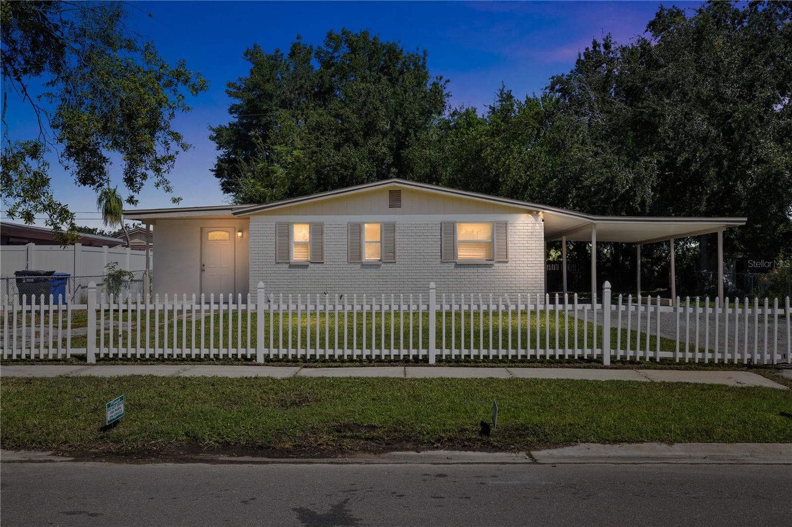 4535 W Hanna Ave photo 2