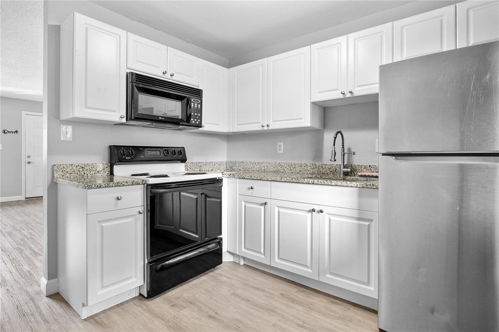 205 Poinsettia Pine CT #201 photo 5