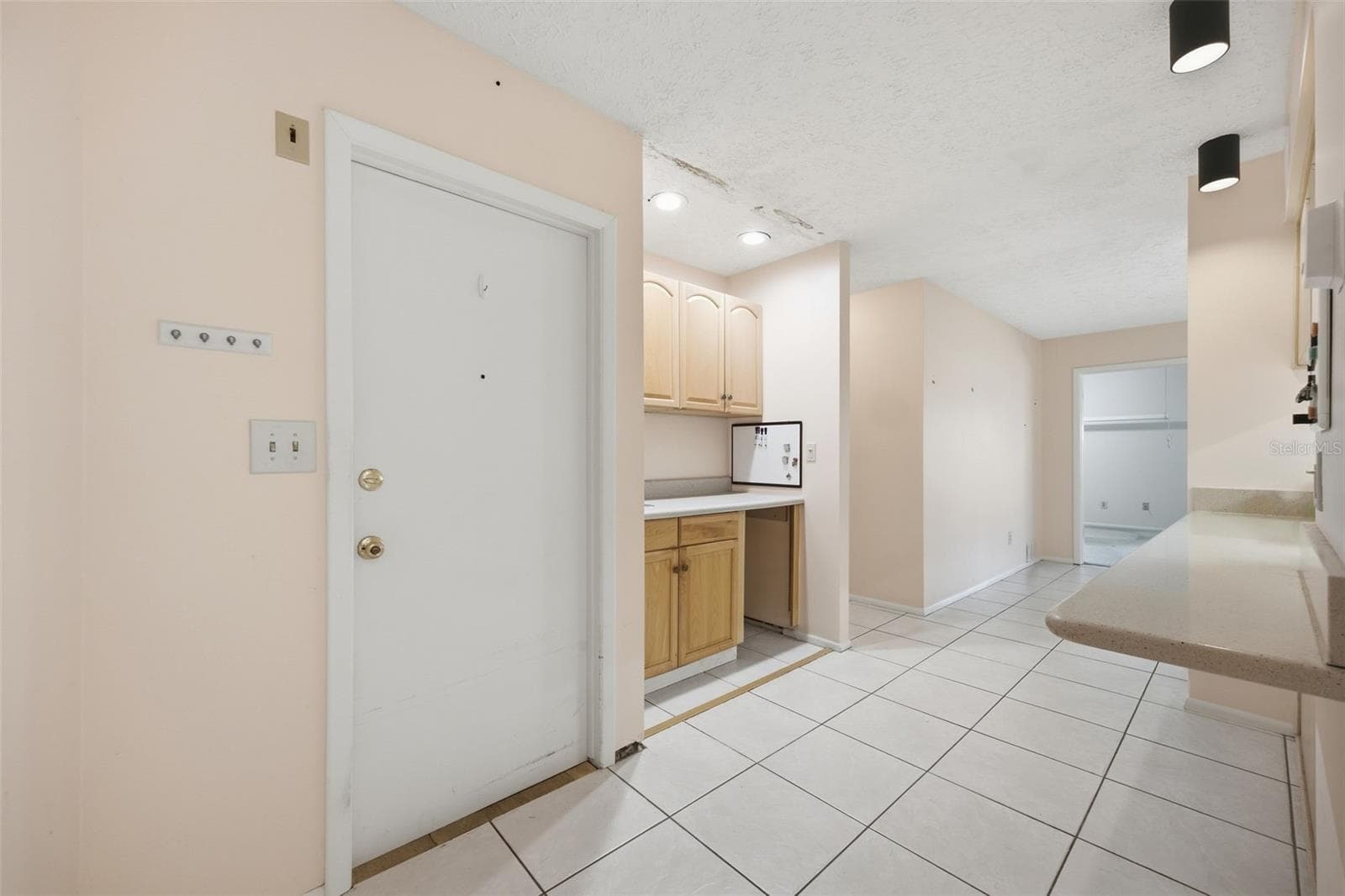 4609 Deerwalk Ave photo 4