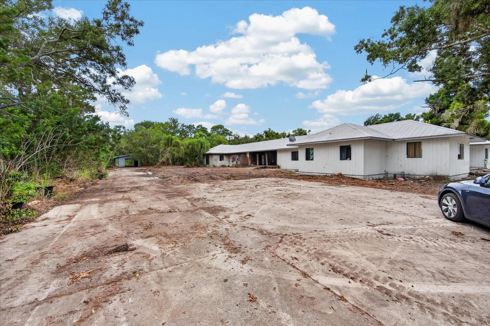 2140 Desoto Rd photo 5