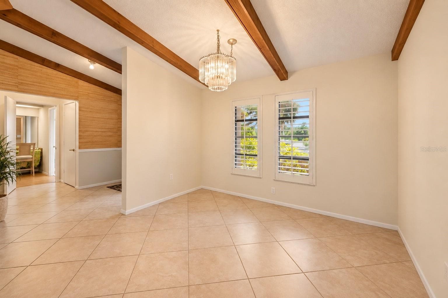 3721 Aster Dr photo 4