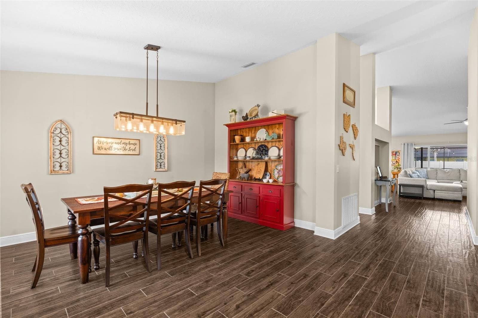 12417 Windswept Ave photo 5