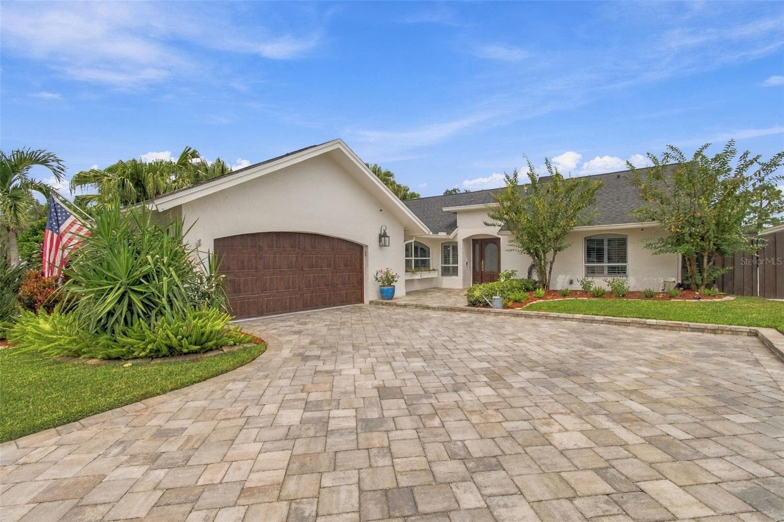 13603 Clubside Dr photo 3