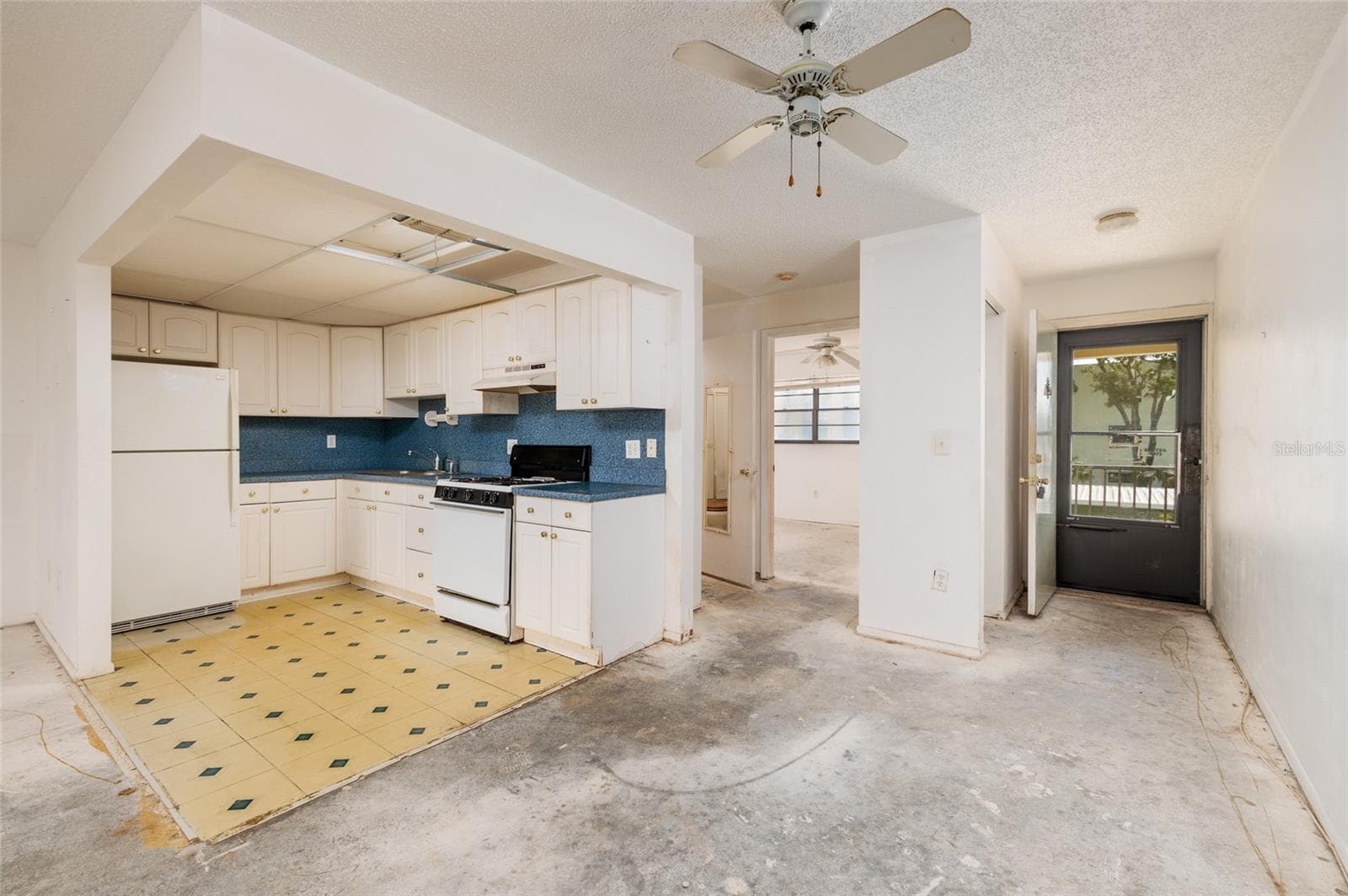5980 Terrace Park Dr N #208 photo 5