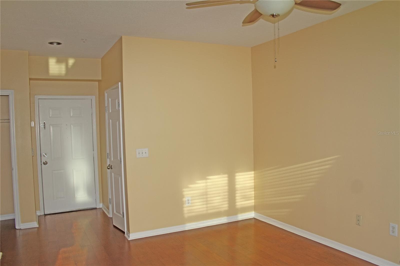1910 E Palm Ave #9201 photo 3