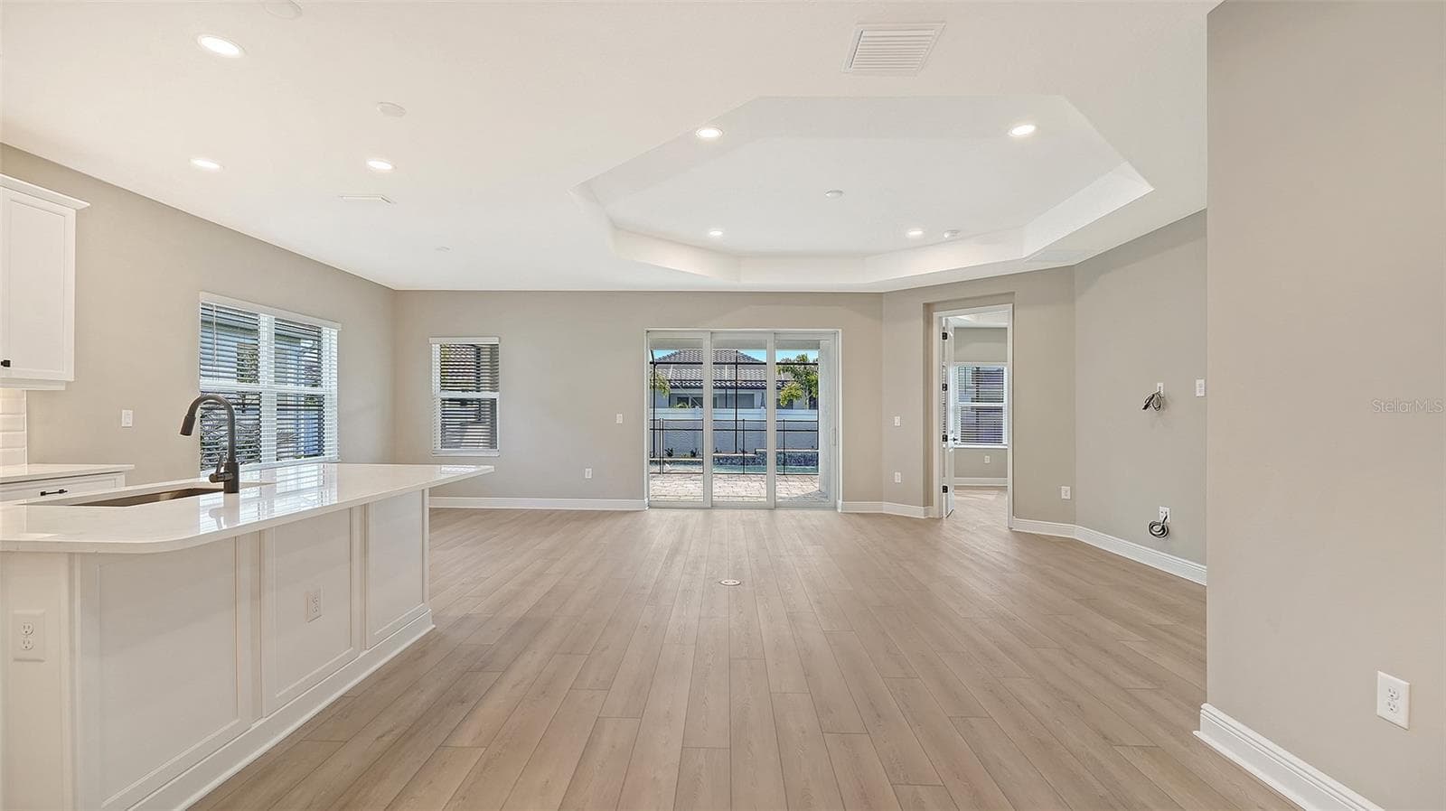 8201 Scarletbush Dr photo 3