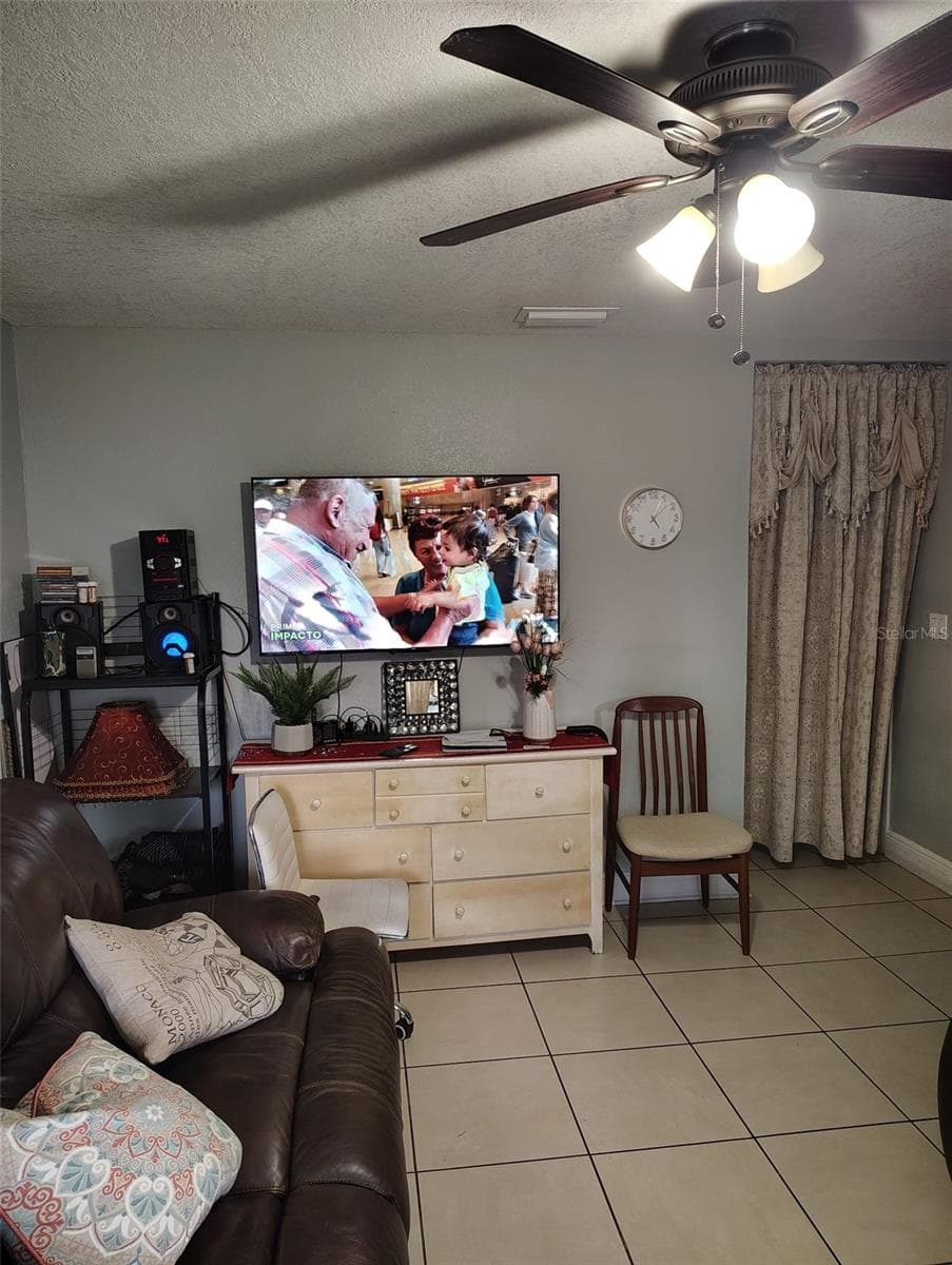 6913 Blossom Ave photo 4