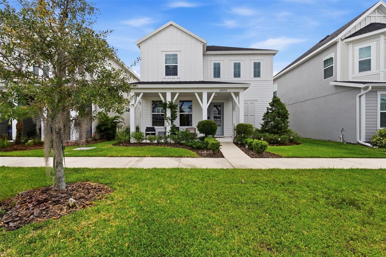 28592 Cozy Creek Dr photo 2