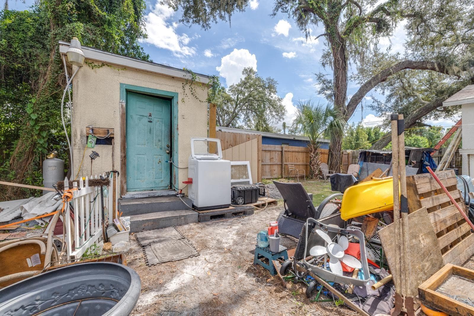 1802 E Annie St photo 3