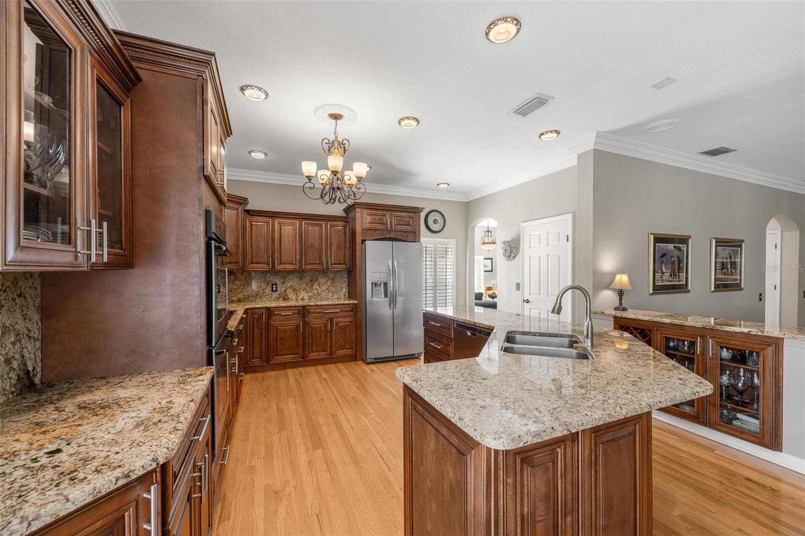 4535 W Beachway Dr photo 5