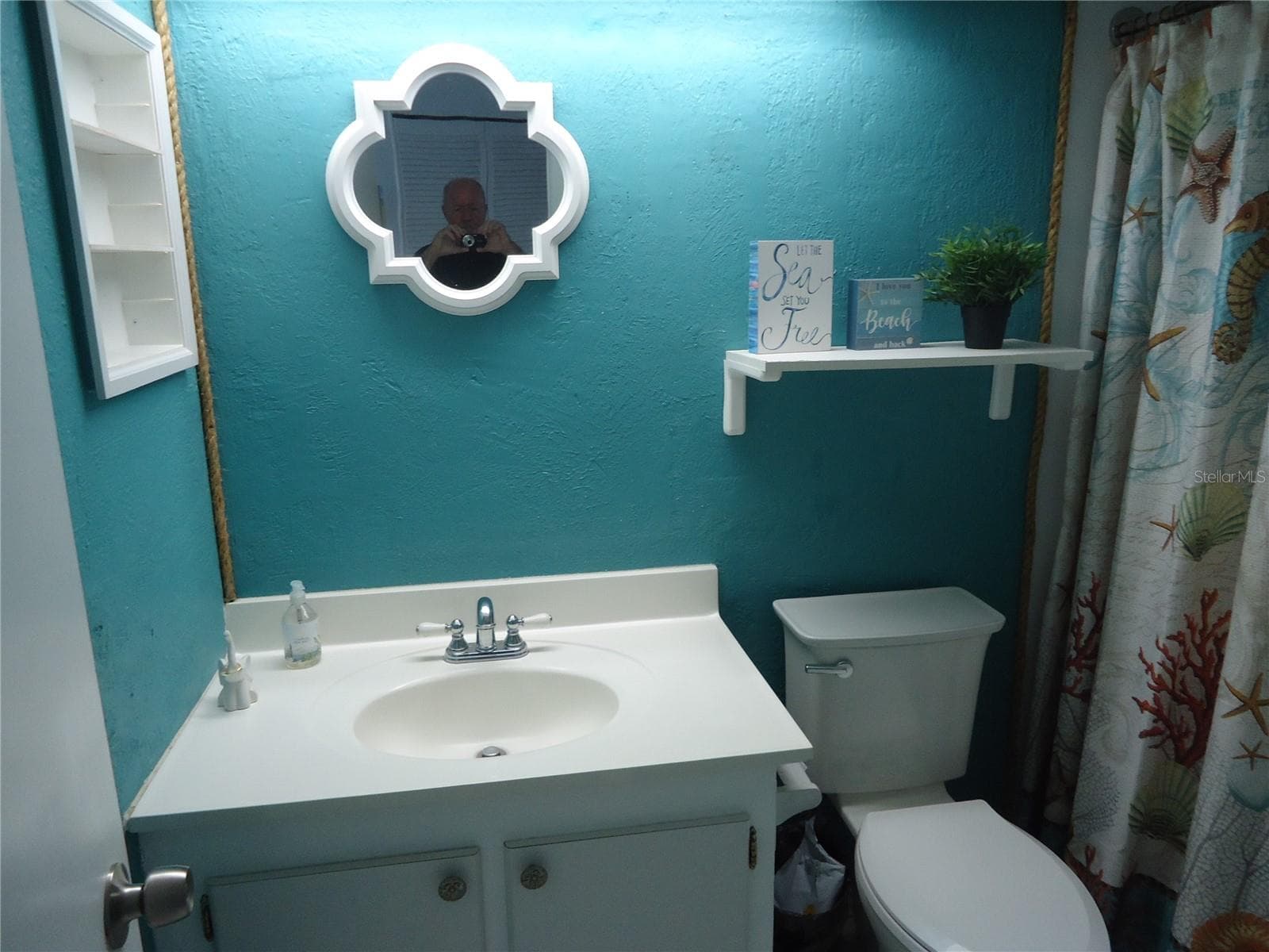 4550 Cove Cir #605 photo 5