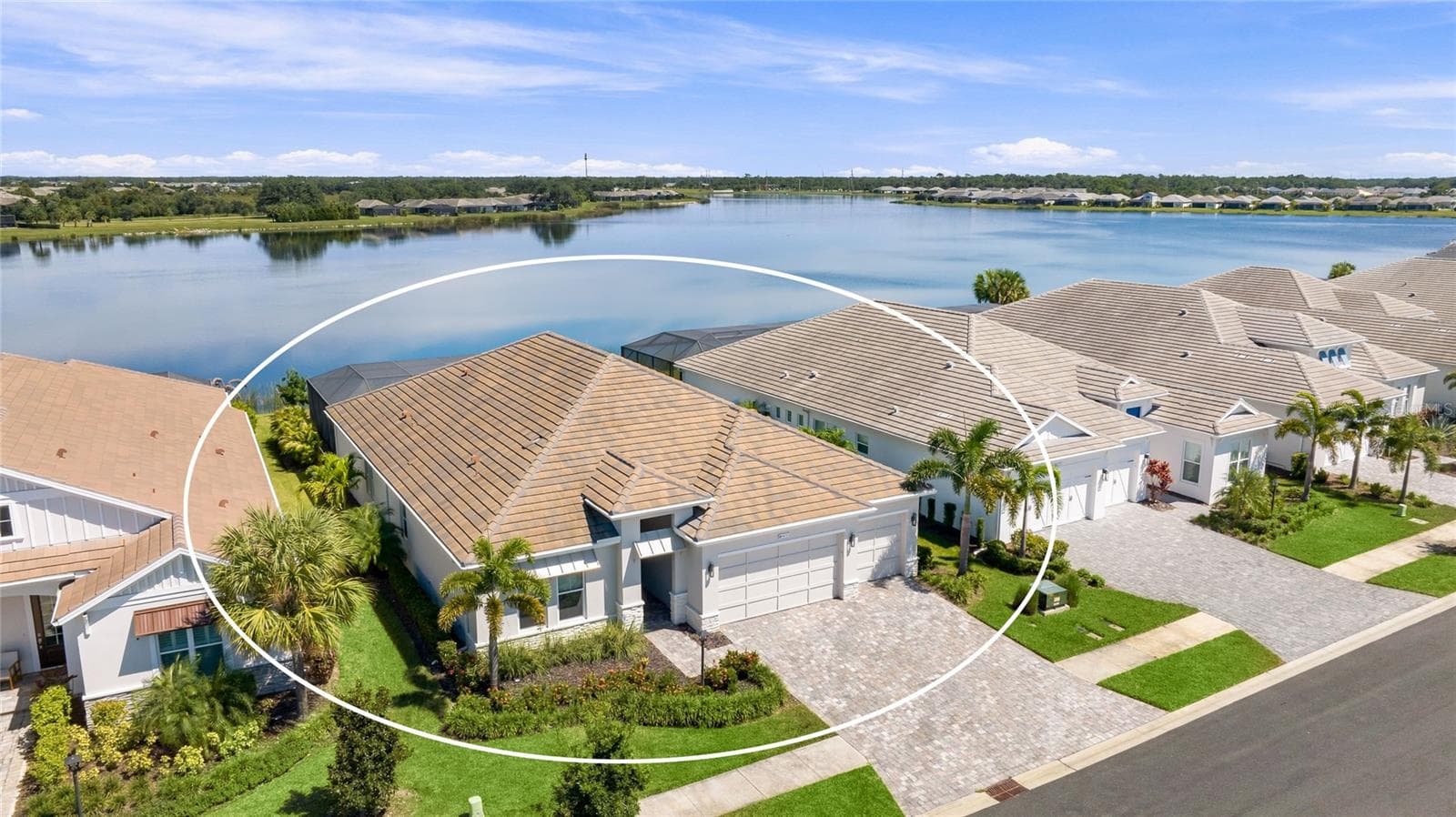 8035 Waterbend Trl photo 4
