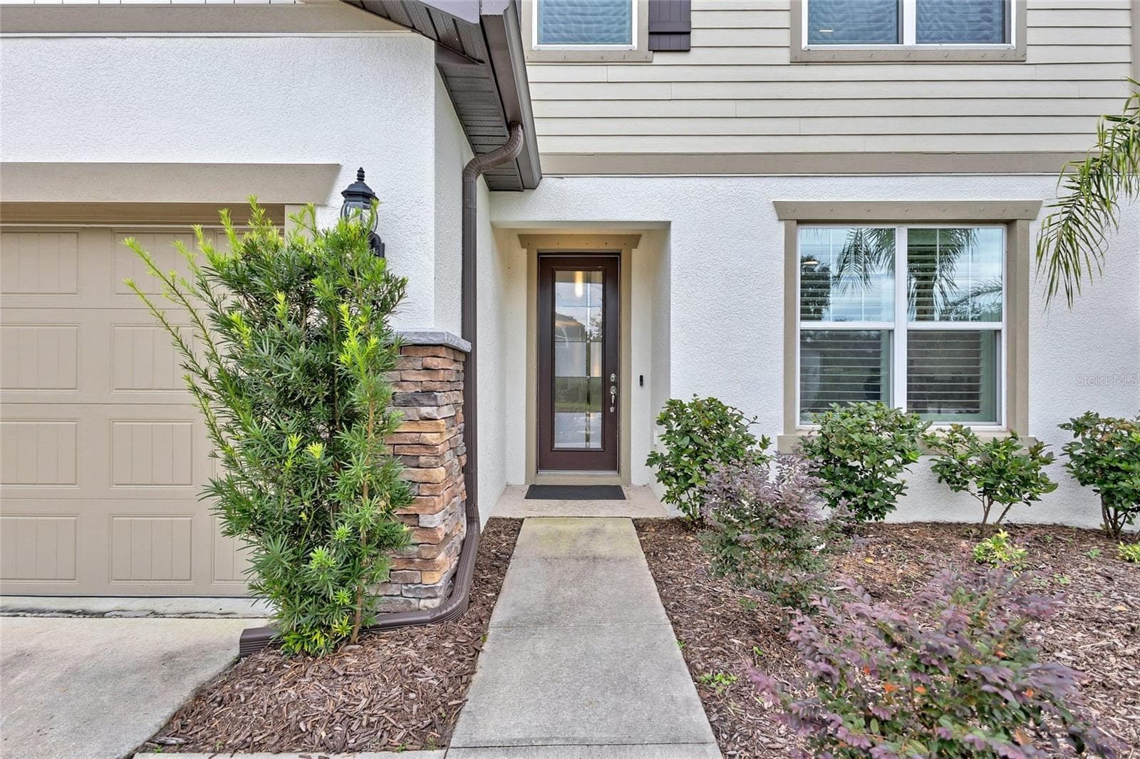 14161 Hammock Crest Way photo 4