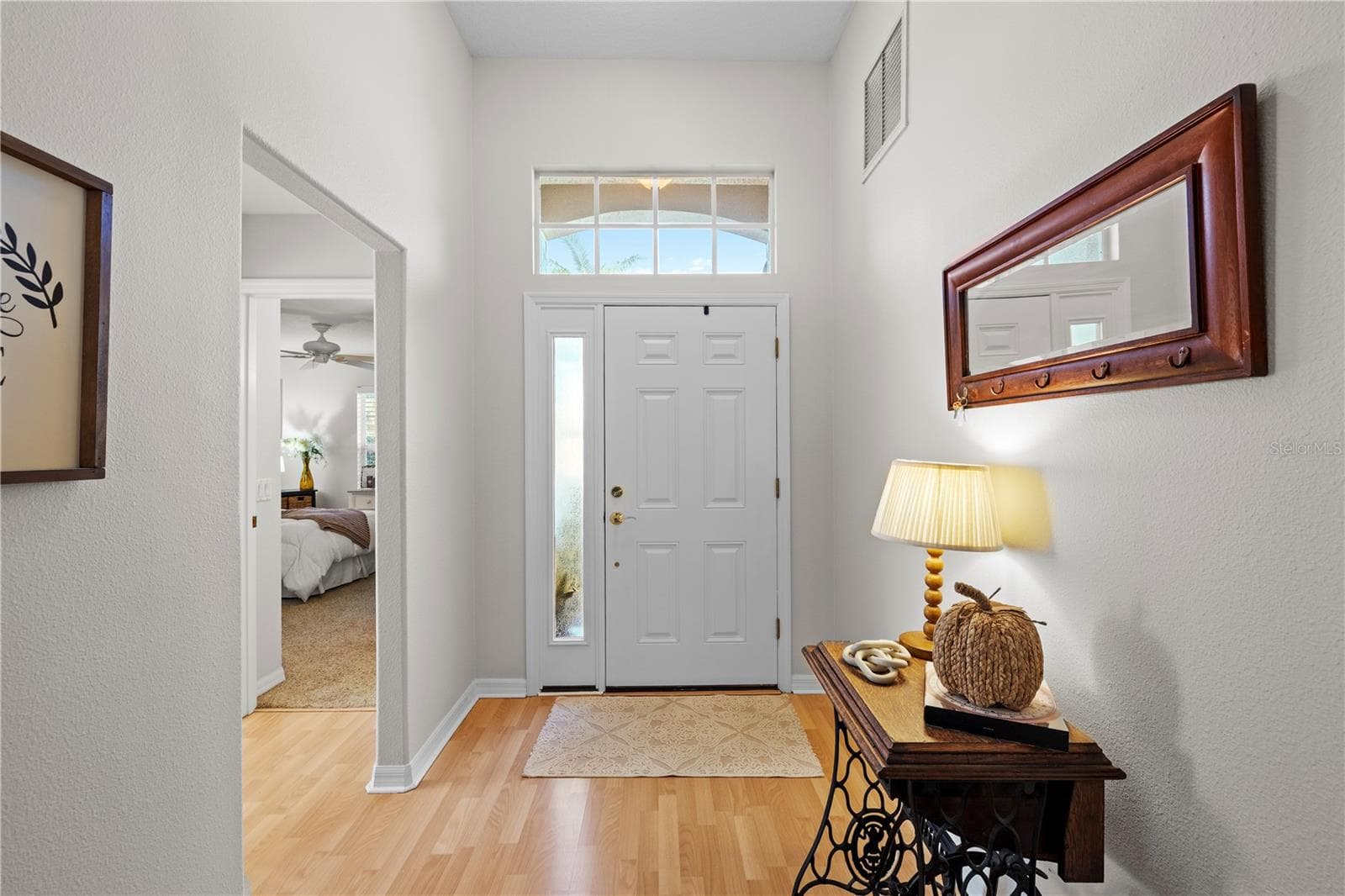 5064 Creekside Trl photo 3