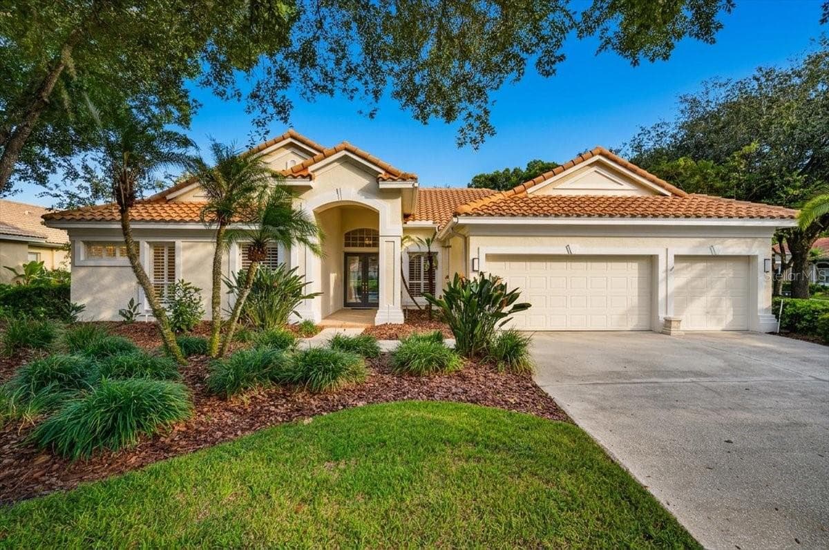 9101 Woodridge Run Dr