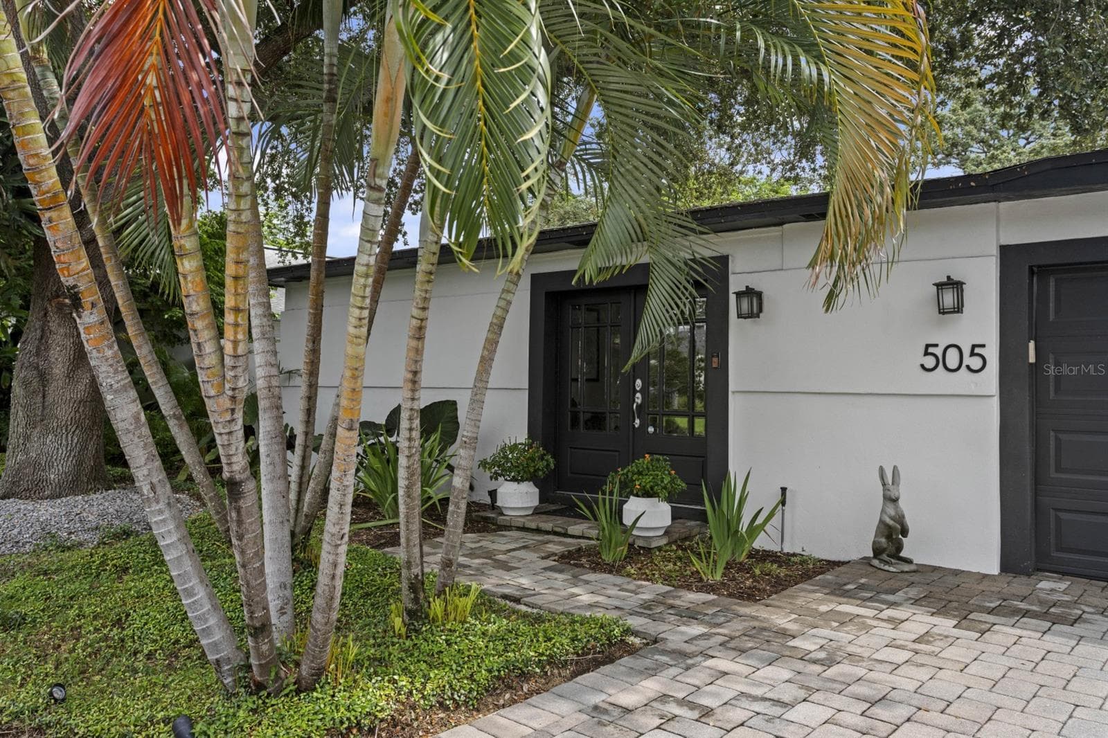 505 N Beverly Ave photo 2