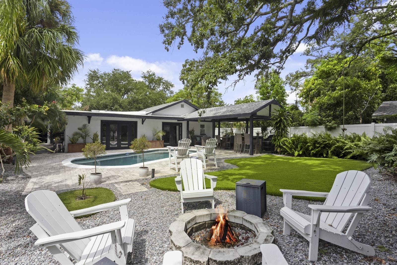 505 N Beverly Ave photo 4