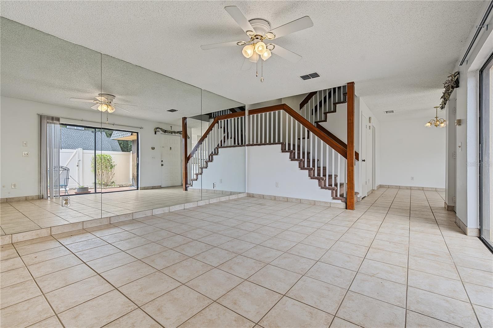 8119 Oak Trace Way #C photo 5
