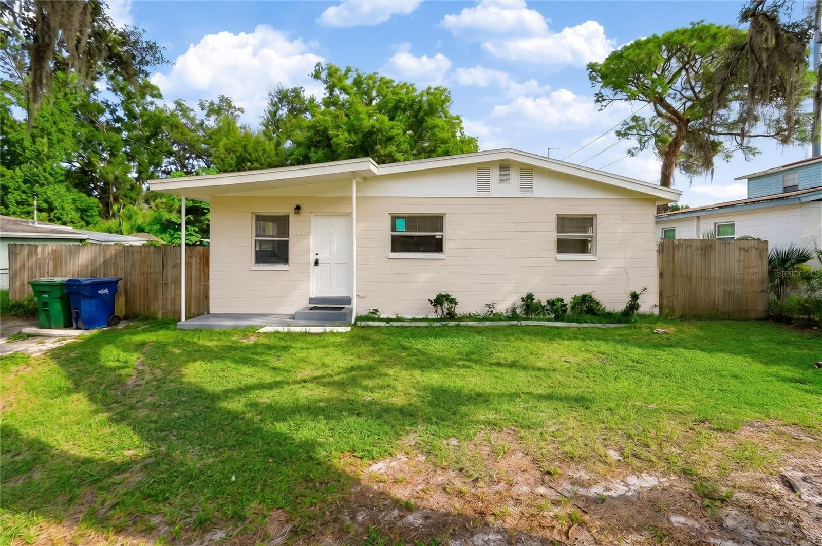 2438 N Ramona Cir photo 4